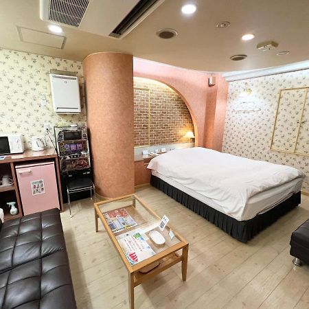 Hotel Mint House -Resort And Relaxation- Mihama  Экстерьер фото