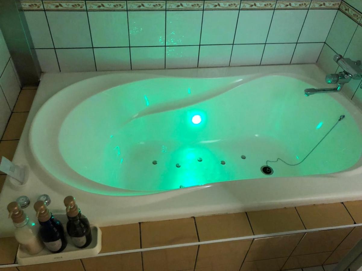 Hotel Mint House -Resort And Relaxation- Mihama  Экстерьер фото